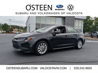 Used 2021 Toyota Corolla LE image 1