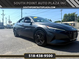 Used 2022 Hyundai Elantra SEL w/ Convenience Package image 1