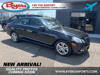 Used 2011 Mercedes-Benz E 550 4MATIC Sedan image 1