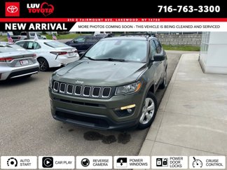 Used 2017 Jeep Compass Latitude w/ Popular Equipment Group image 1