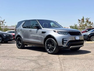 Used 2020 Land Rover Discovery Landmark image 1