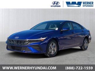 New 2025 Hyundai Elantra SE image 1