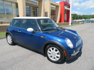Used 2004 MINI Cooper Hardtop image 1