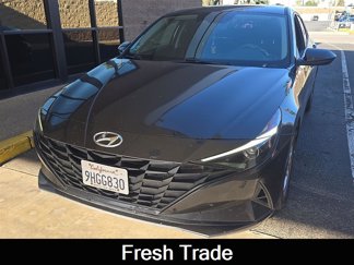 Used 2021 Hyundai Elantra SE image 1