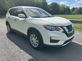 Used 2018 Nissan Rogue S image 1