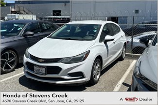 Used 2017 Chevrolet Cruze LT image 1