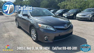 Used 2011 Toyota Camry Hybrid image 1