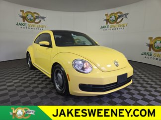 Used 2012 Volkswagen Beetle 2.5 image 1