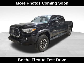 Used 2019 Toyota Tacoma TRD Off-Road image 1