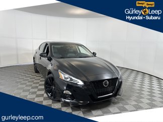Used 2022 Nissan Altima 2.5 SR w/ Midnight Edition Package image 1