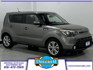 Used 2016 Kia Soul + image 1
