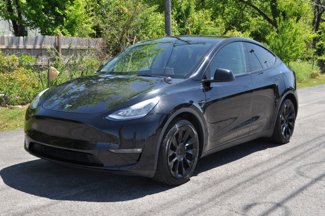 Used 2022 Tesla Model Y Long Range image 1