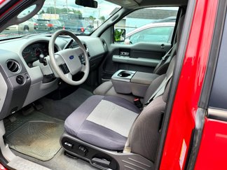 Used 2005 Ford F150 XLT image 1