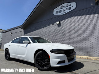 Used 2018 Dodge Charger SXT image 1