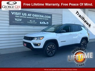Used 2021 Jeep Compass Trailhawk image 1