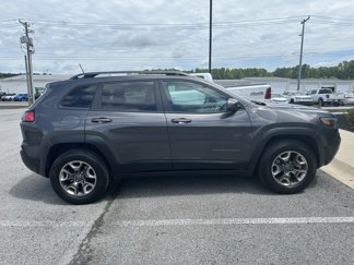 Used 2019 Jeep Cherokee Trailhawk image 1