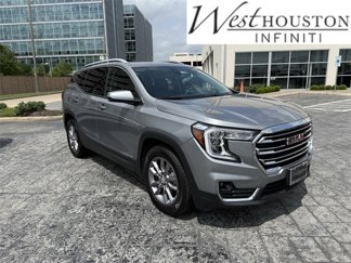 Used 2024 GMC Terrain SLT image 1