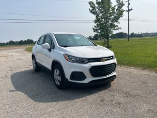 Used 2018 Chevrolet Trax LS image 1