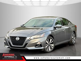 Used 2021 Nissan Altima 2.5 SL image 1