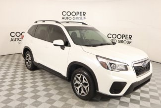 Used 2020 Subaru Forester Premium image 1
