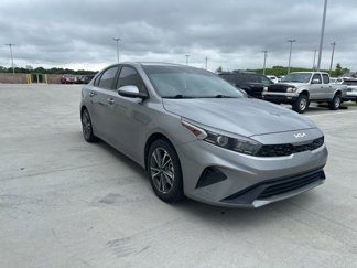 Used 2022 Kia Forte LXS image 1