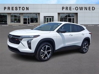 Used 2025 Chevrolet Trax RS w/ Driver Confidence Package image 1