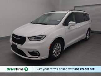 Used 2022 Chrysler Pacifica Touring-L image 1