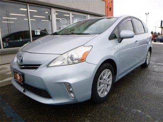 Used 2012 Toyota Prius V Two image 1