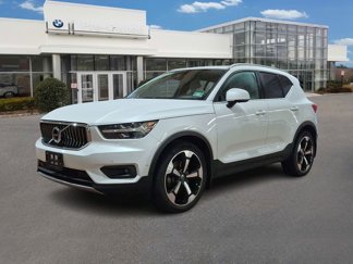 Used 2019 Volvo XC40 T5 Inscription image 1