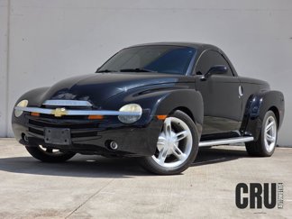Used 2004 Chevrolet SSR w/ Preferred Equipment Group image 1
