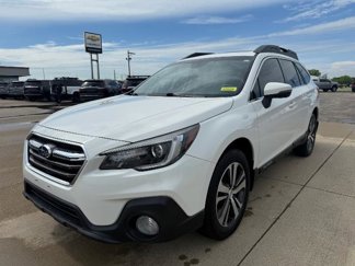 Used 2018 Subaru Outback 2.5i Limited image 1