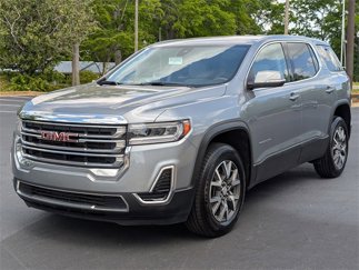Used 2023 GMC Acadia SLE image 1