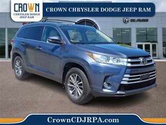 Used 2019 Toyota Highlander XLE image 1