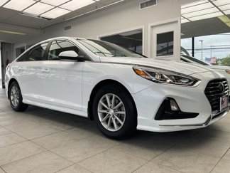 Used 2019 Hyundai Sonata SE image 1