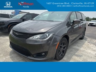 Used 2019 Chrysler Pacifica Touring Plus w/ S Appearance Package image 1