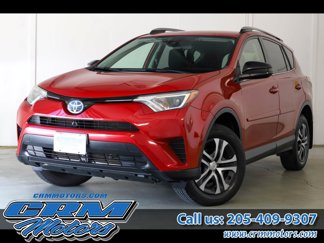 Used 2017 Toyota RAV4 LE image 1