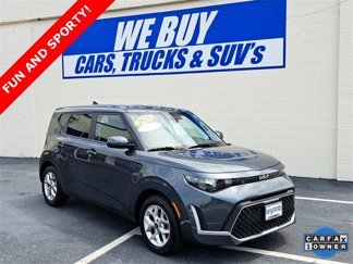 Used 2023 Kia Soul LX w/ LX Technology Package image 1