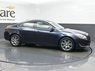 Used 2015 Buick Regal Premium w/ Driver Confidence Package #2 image 1