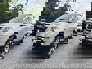 Used 2010 GMC Acadia SLT image 1