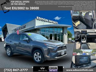 Used 2022 Toyota RAV4 XLE image 1