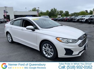 Used 2020 Ford Fusion SE image 1