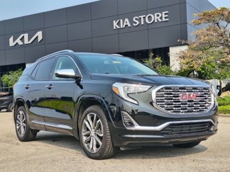 Used 2018 GMC Terrain Denali w/ Comfort Package image 1