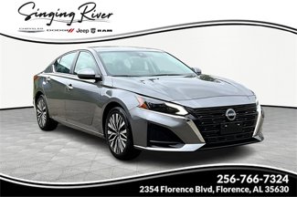 Used 2023 Nissan Altima 2.5 SV image 1