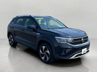 New 2024 Volkswagen Taos SE image 1