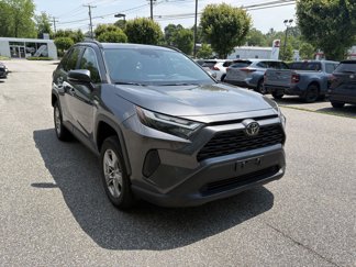 Used 2022 Toyota RAV4 XLE image 1