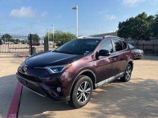 Used 2018 Toyota RAV4 XLE image 1