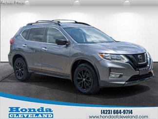 Used 2018 Nissan Rogue SV image 1