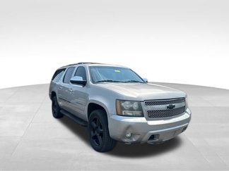 Used 2009 Chevrolet Suburban LTZ image 1