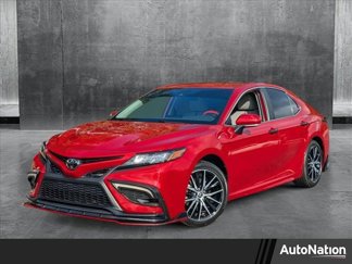 Used 2023 Toyota Camry SE image 1