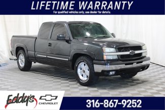 Used 2004 Chevrolet Silverado 1500 LS w/ Light Duty Power Package image 1